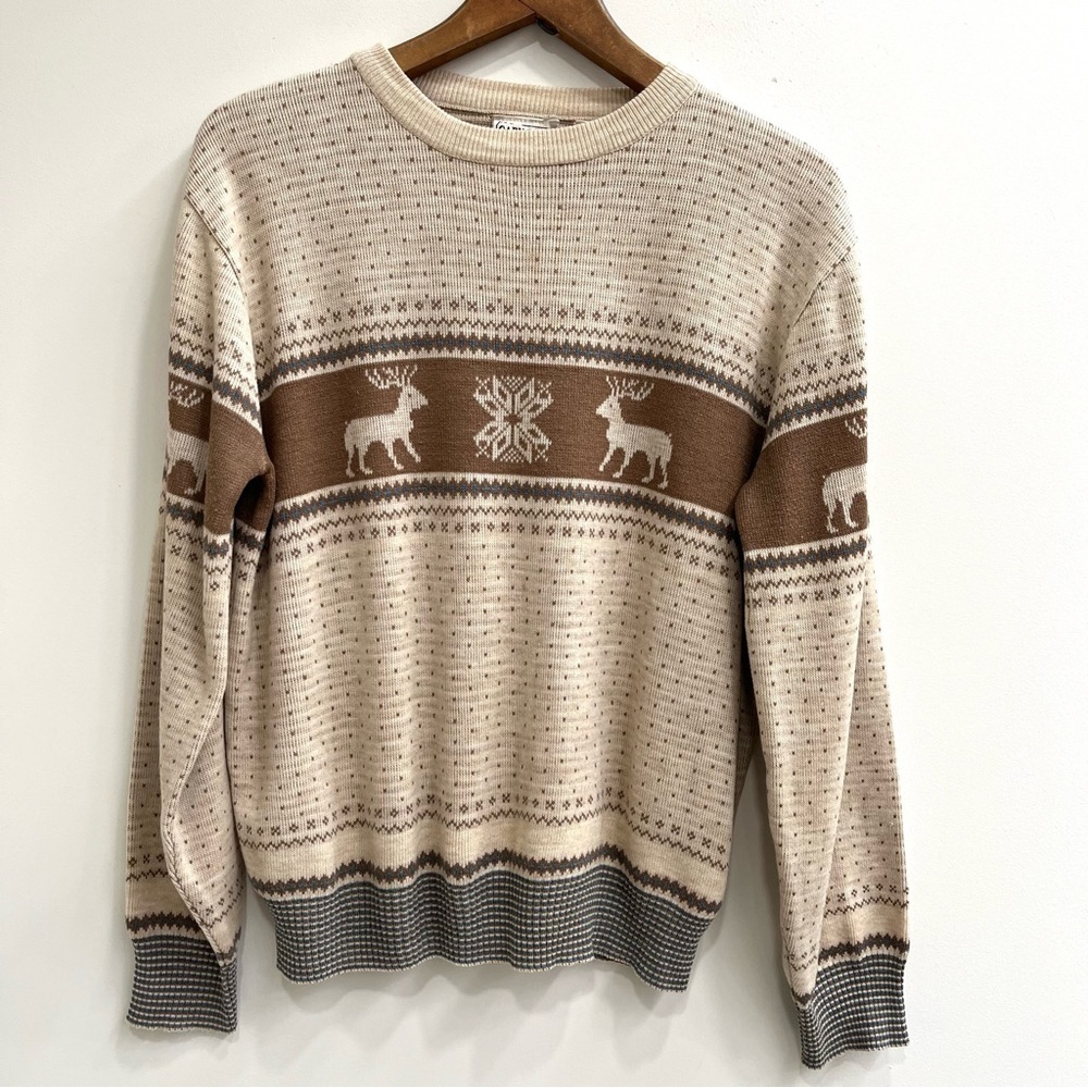 Vintage 70’s 80’s men’s crewneck Nordic fair isle sweater reindeer snowflakes L